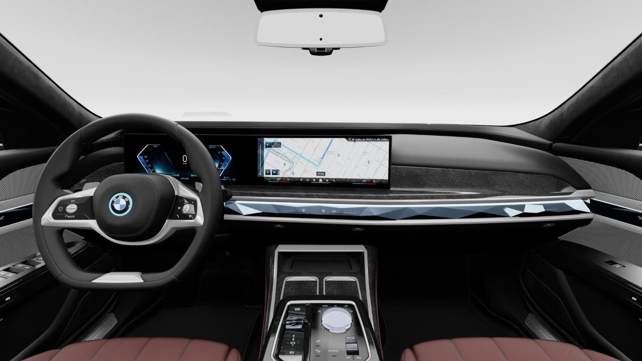 2026 BMW 750e xDrive 4dr All-Wheel Drive Sedan Photo