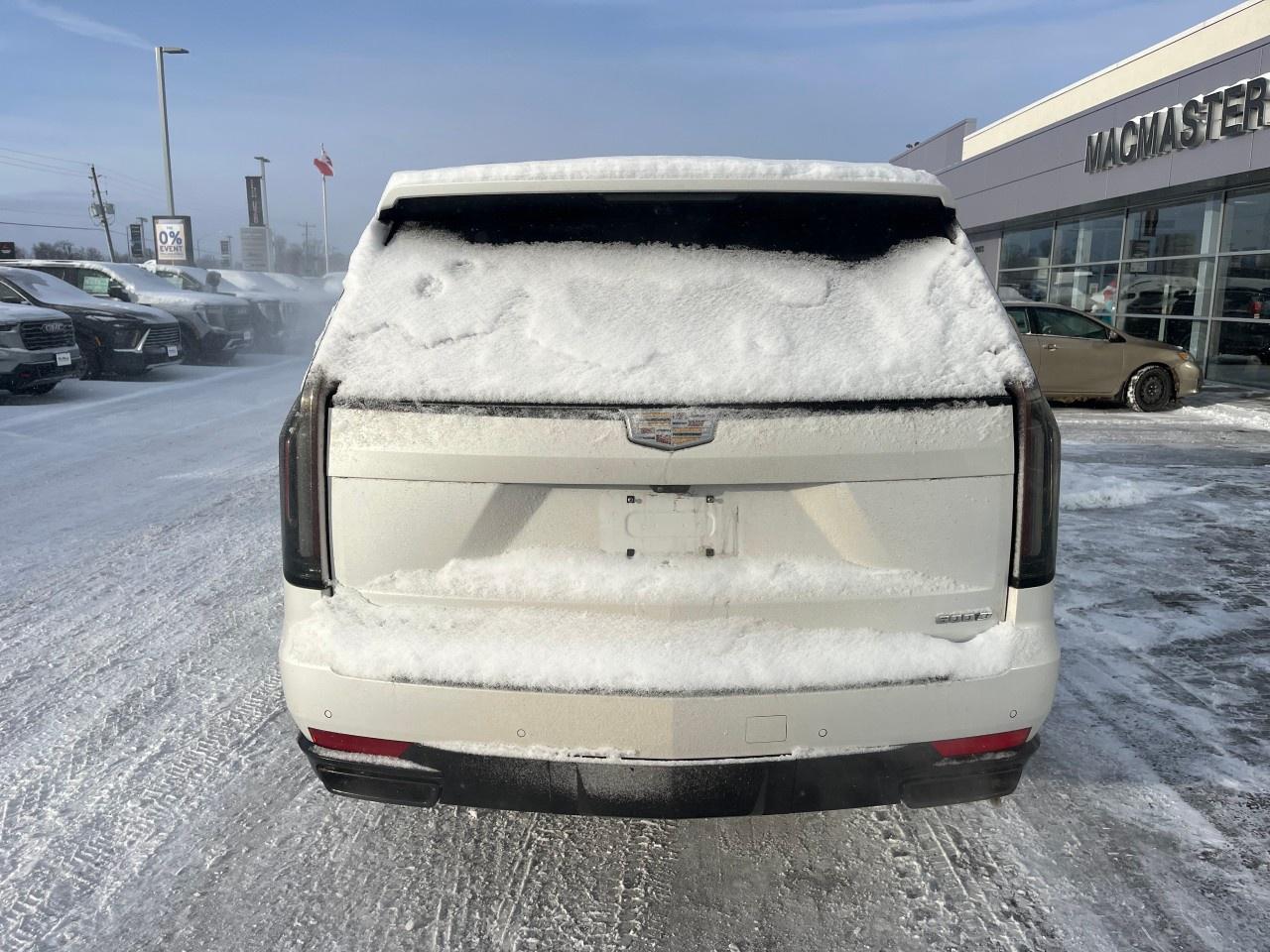 2024 Cadillac Escalade 4WD Sport Platinum Photo4