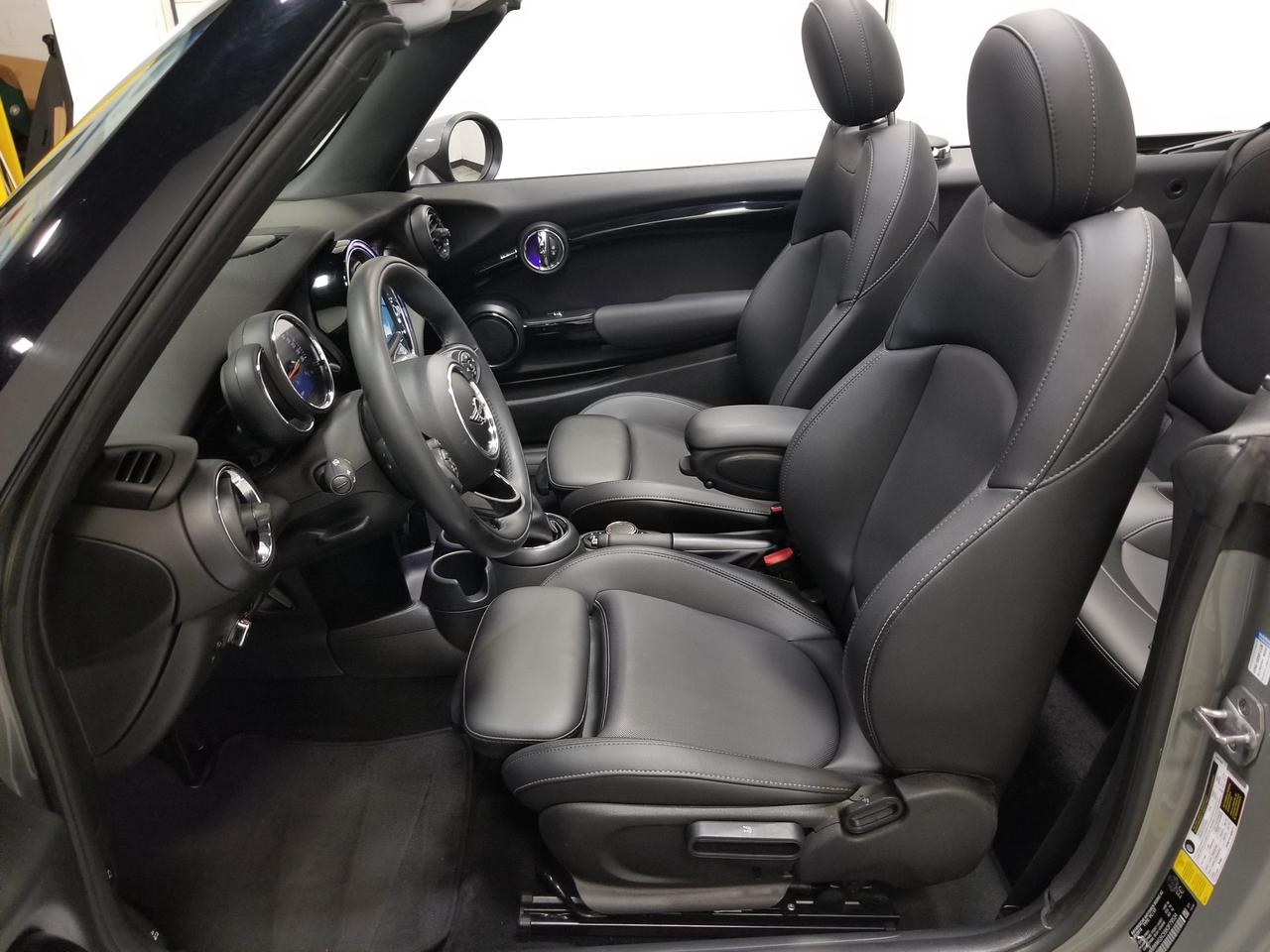 2019 MINI Convertible Cooper 2dr Photo