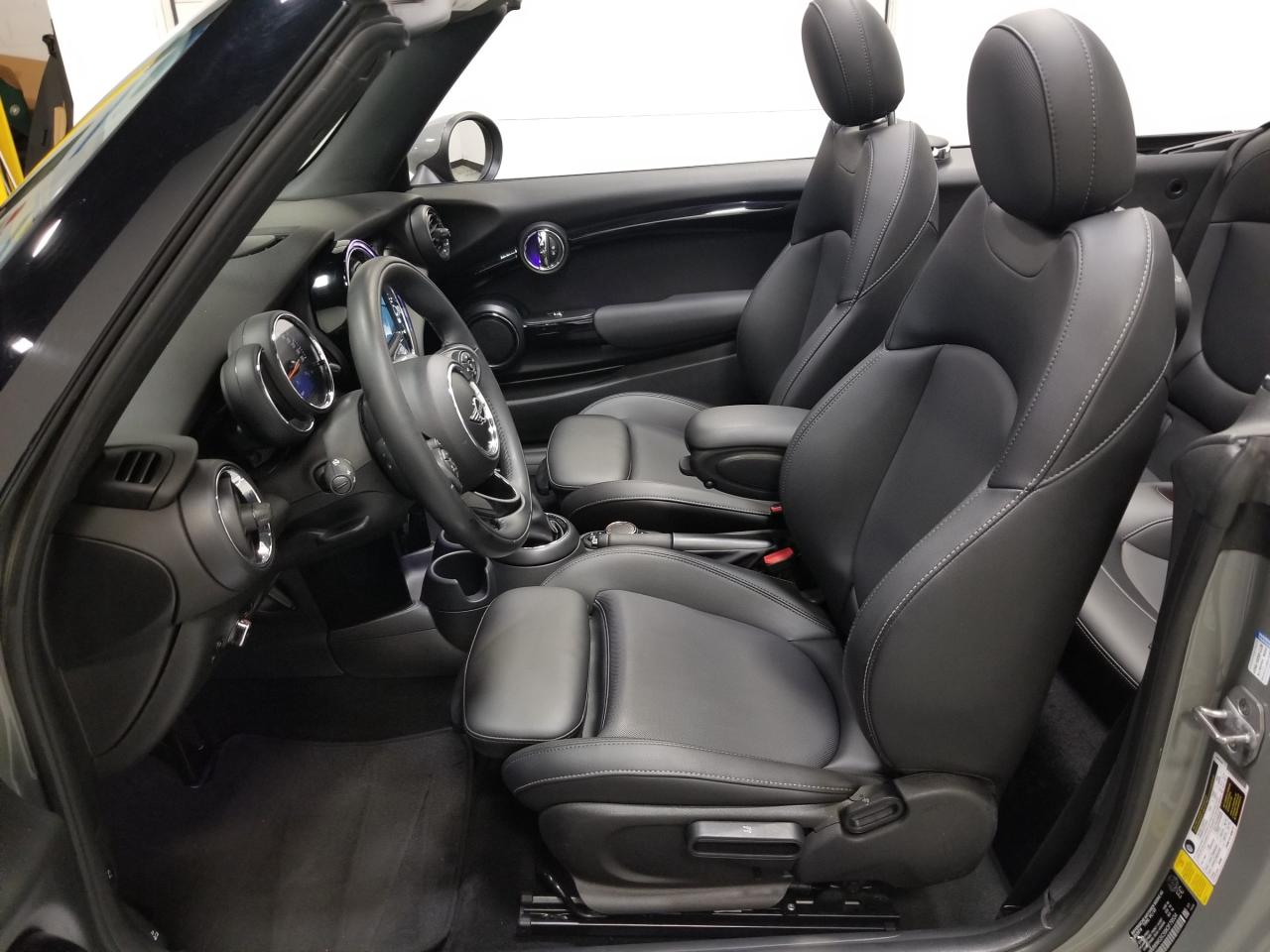 2019 MINI Convertible Cooper 2dr Photo