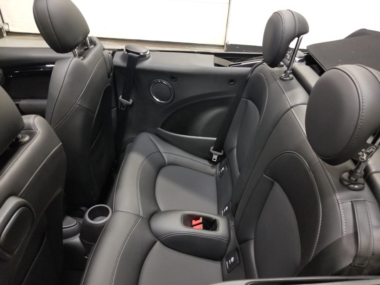 2019 MINI Convertible Cooper 2dr Photo