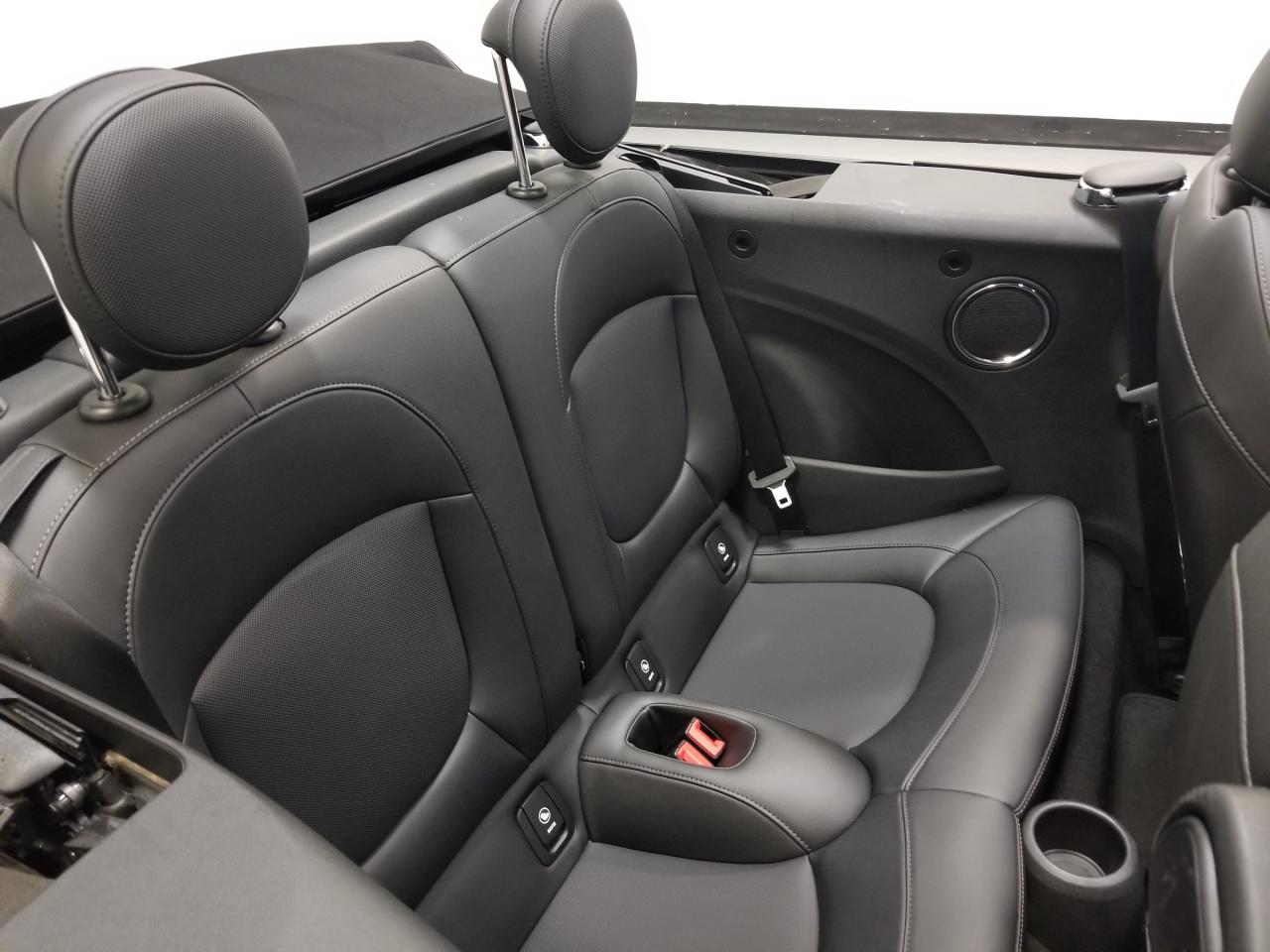 2019 MINI Convertible Cooper 2dr Photo