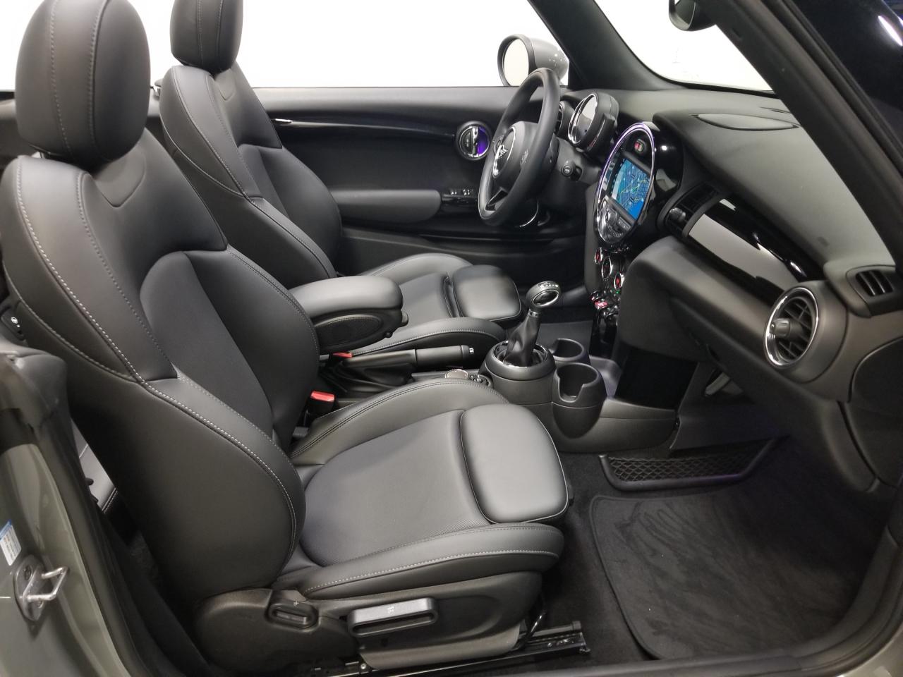 2019 MINI Convertible Cooper 2dr Photo