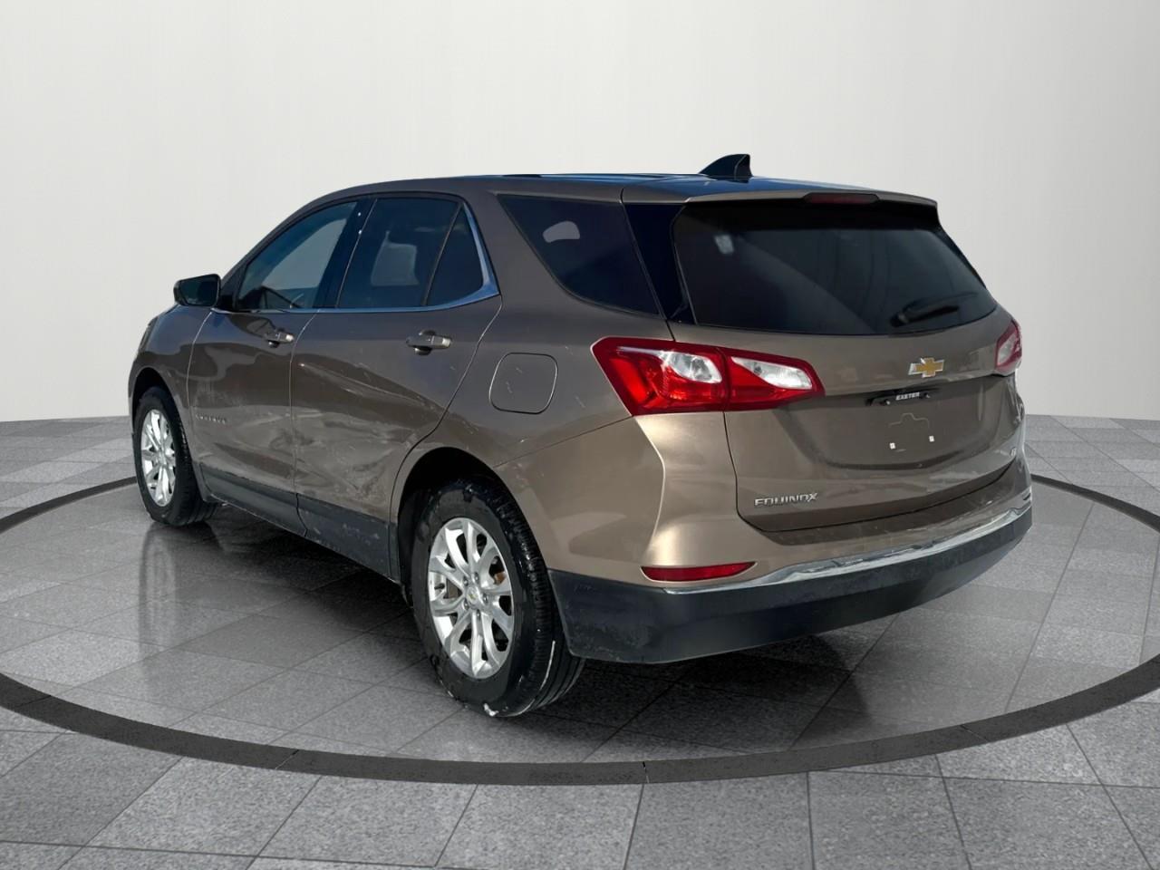 2018 Chevrolet Equinox LT w/1LT Front-Wheel Drive Photo