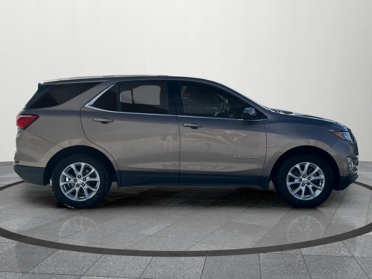 2018 Chevrolet Equinox LT w/1LT Front-Wheel Drive Photo