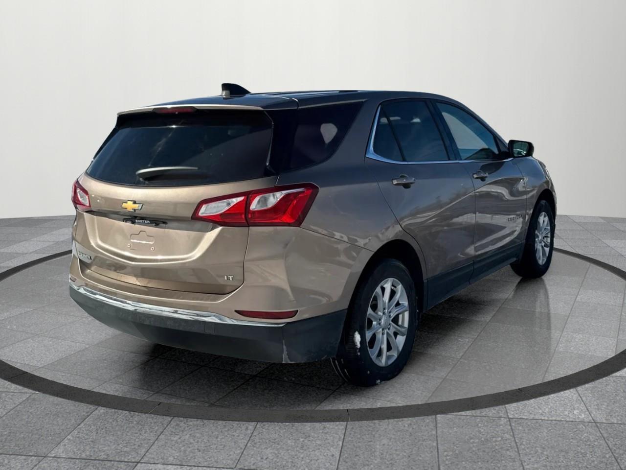 2018 Chevrolet Equinox LT w/1LT Front-Wheel Drive Photo