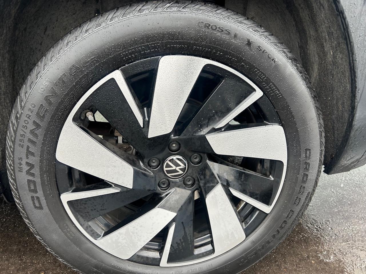 2024 Volkswagen Atlas Cross Sport 2.0 TSI Highline 4dr All-Wheel Drive 4MOTION Photo4