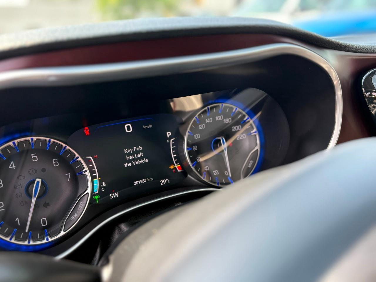 2017 Chrysler Pacifica Limited Passenger Van Photo