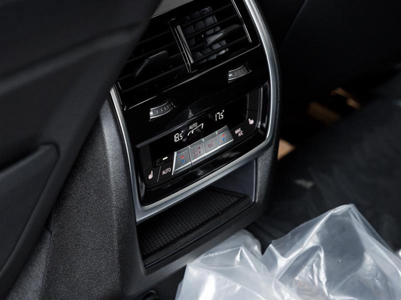 2026 BMW X6 xDrive40i 4dr All-Wheel Drive Sports Activity Coupe Photo