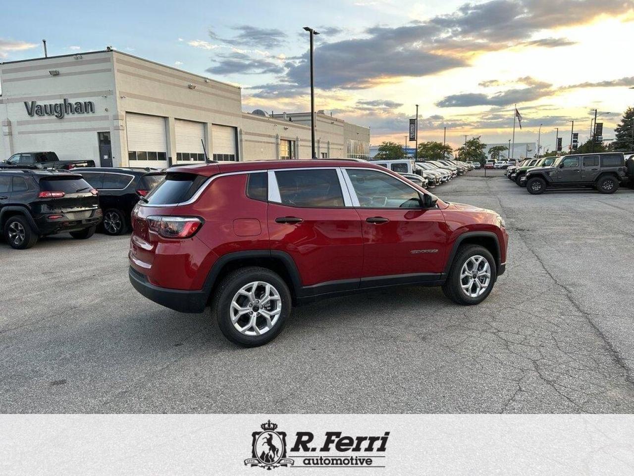 2025 Jeep Compass Sport 4dr 4x4 Photo