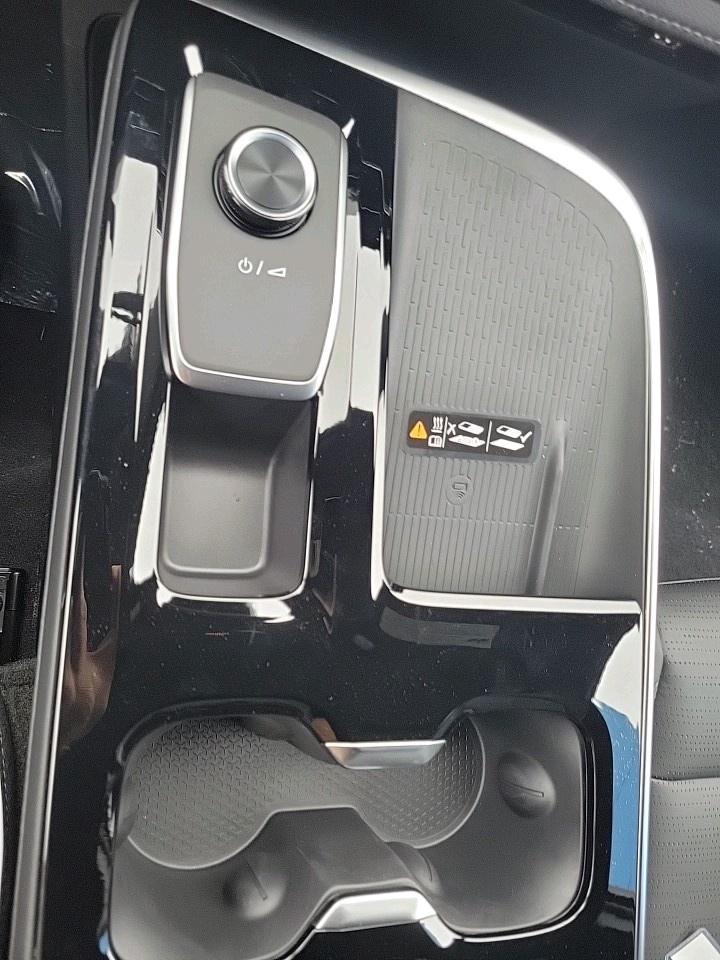 2025 Buick Enclave Sport Touring 4dr All-Wheel Drive Photo