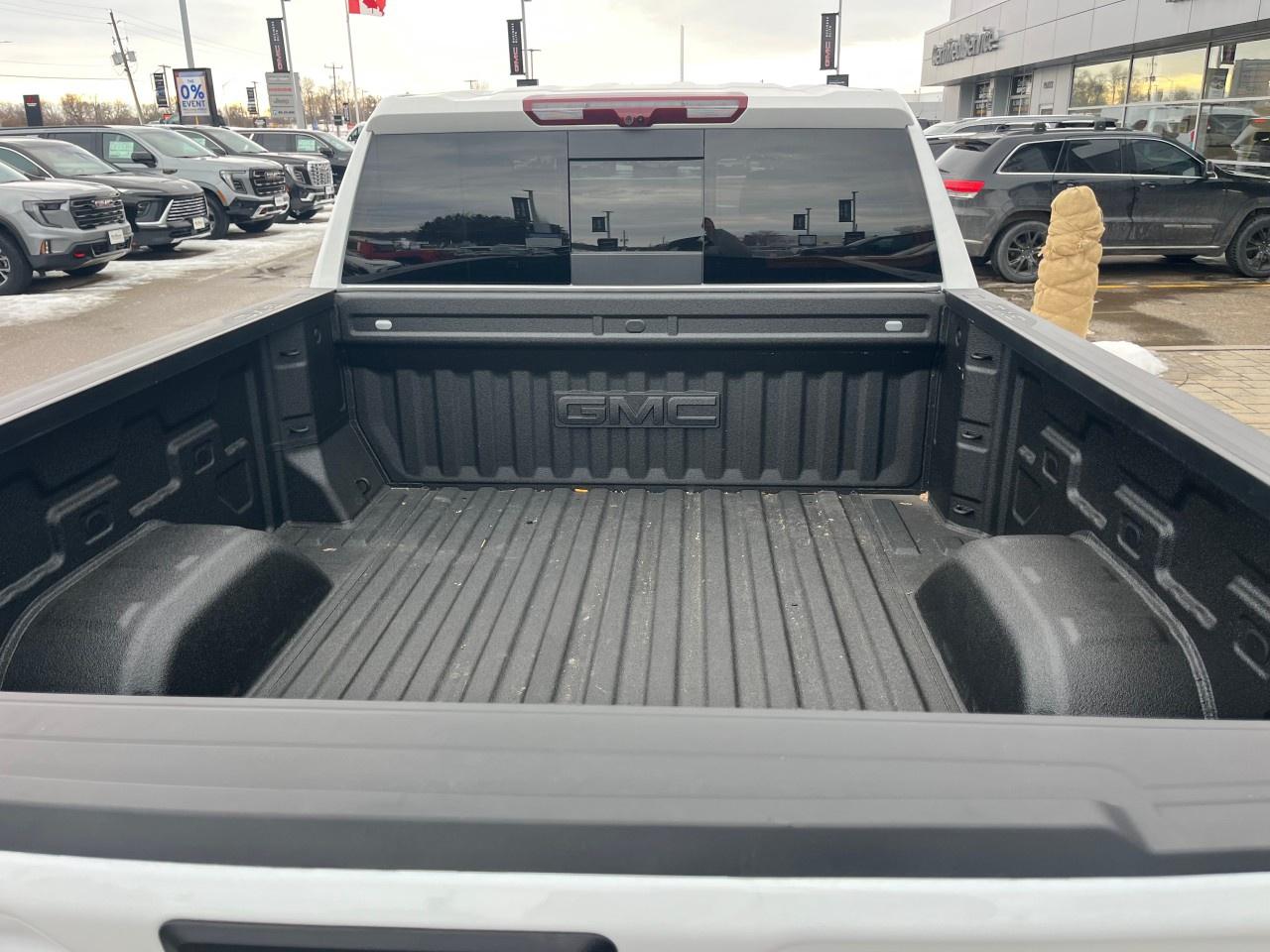 2025 GMC Sierra 1500 Crew Cab Short Box 4-Wheel Drive AT4 Photo