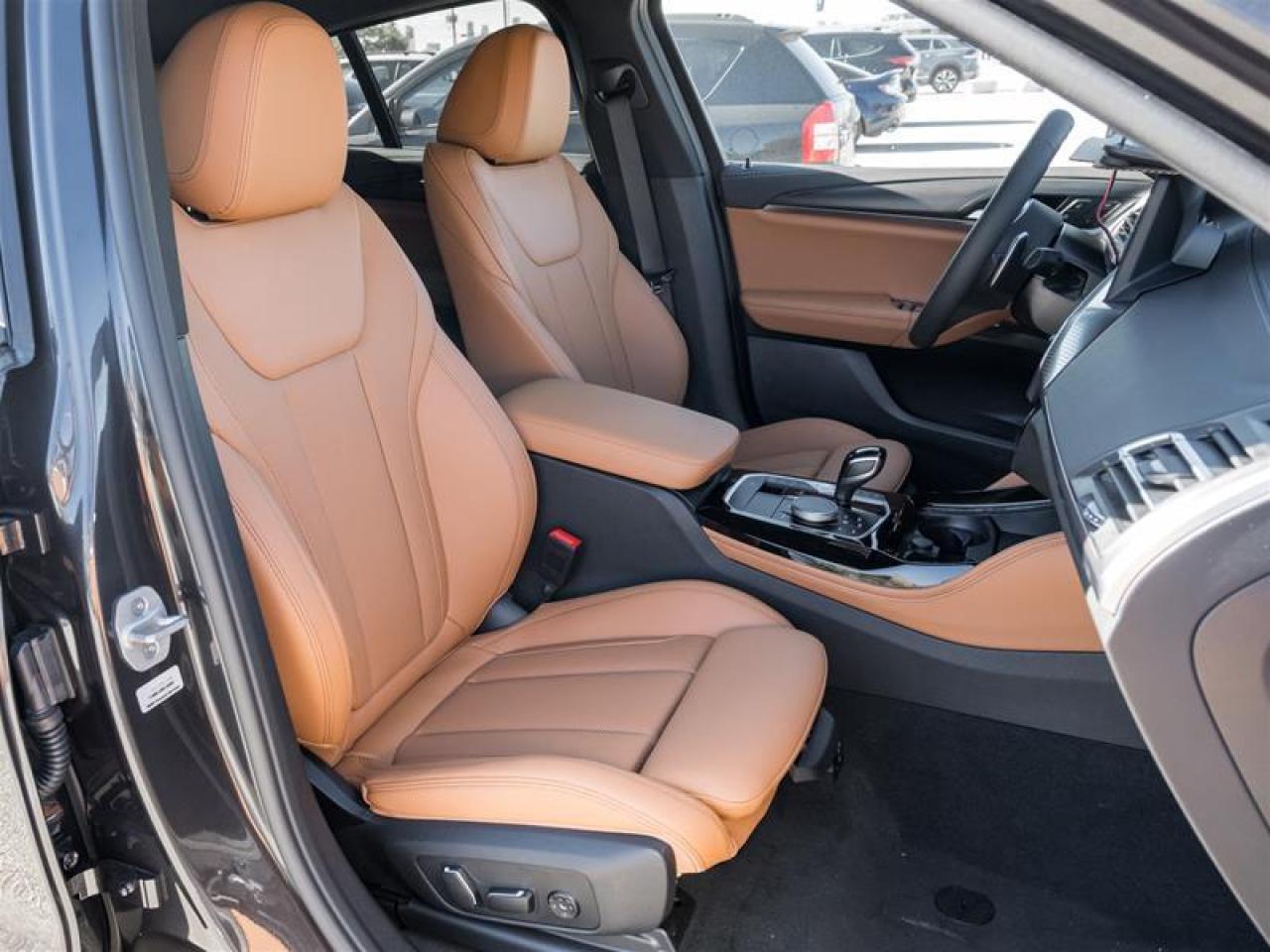 2025 BMW X4 M40i xDrive 4dr All-Wheel Drive Sports Activity Coupe Photo