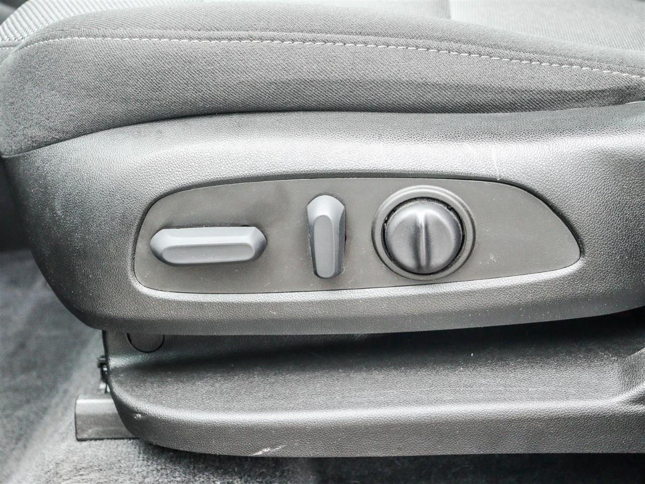 2023 Chevrolet Traverse LT Cloth All-Wheel Drive Photo