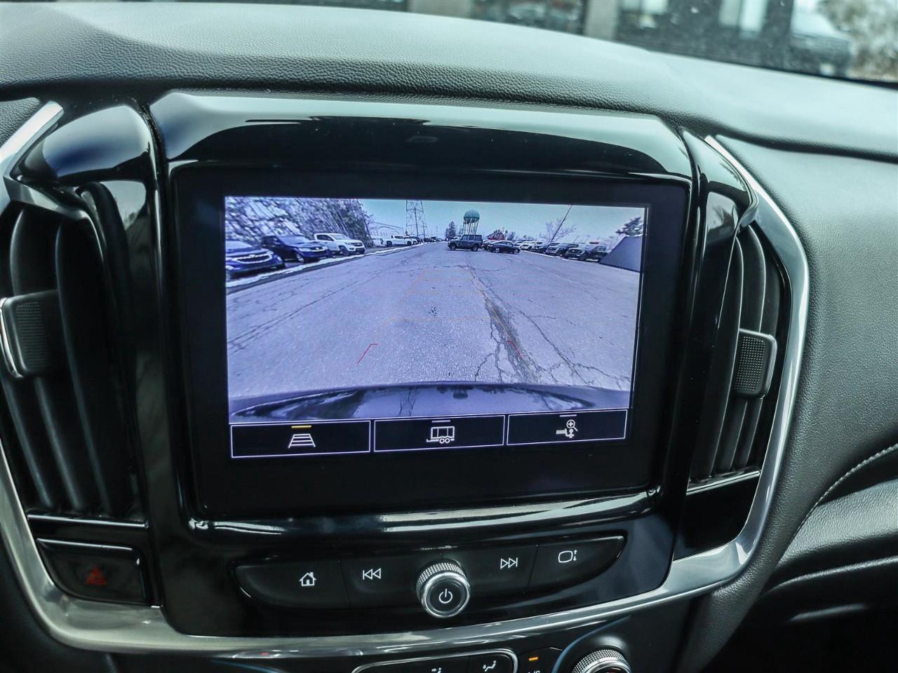 2023 Chevrolet Traverse LT Cloth All-Wheel Drive Photo