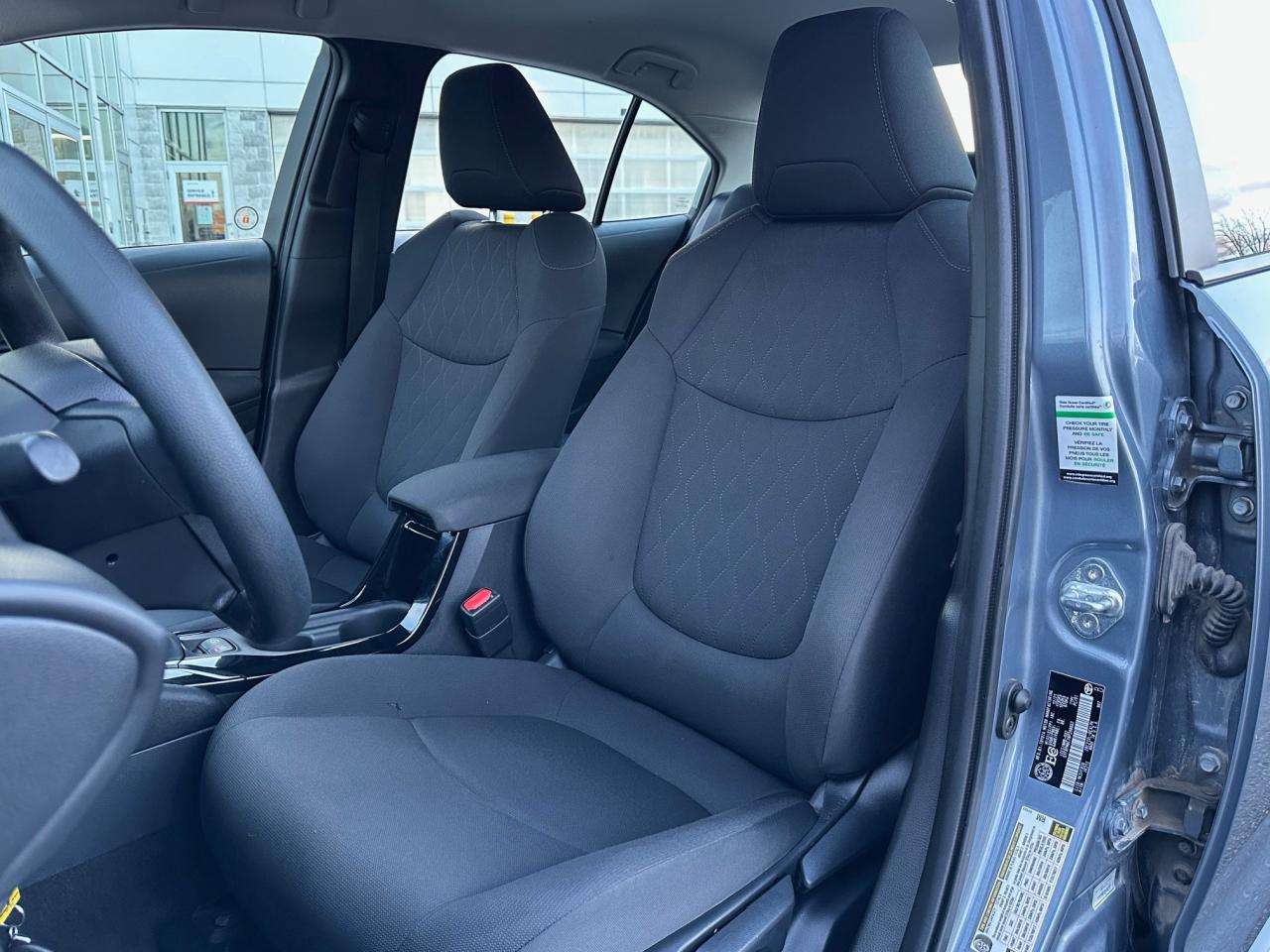 2022 Toyota Corolla LE 4DR SEDAN Photo