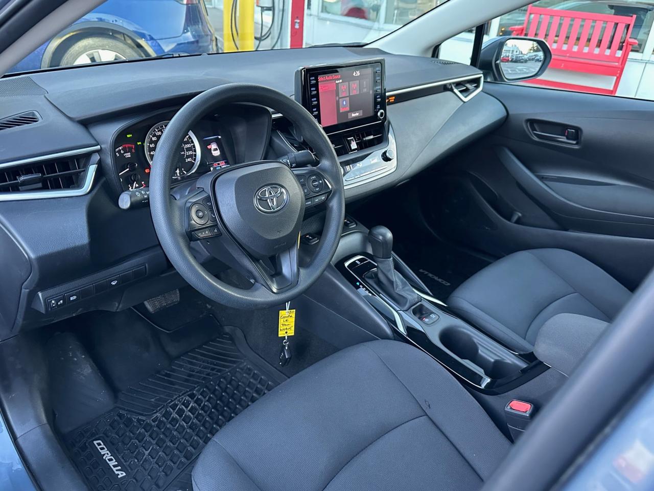 2022 Toyota Corolla LE 4DR SEDAN Photo