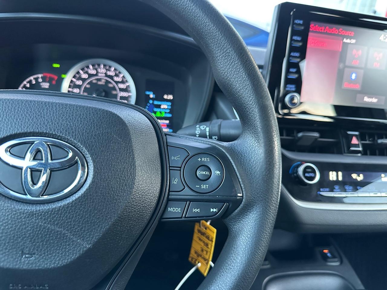 2022 Toyota Corolla LE 4DR SEDAN Photo