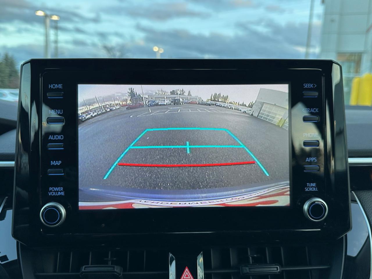 2022 Toyota Corolla LE 4DR SEDAN Photo