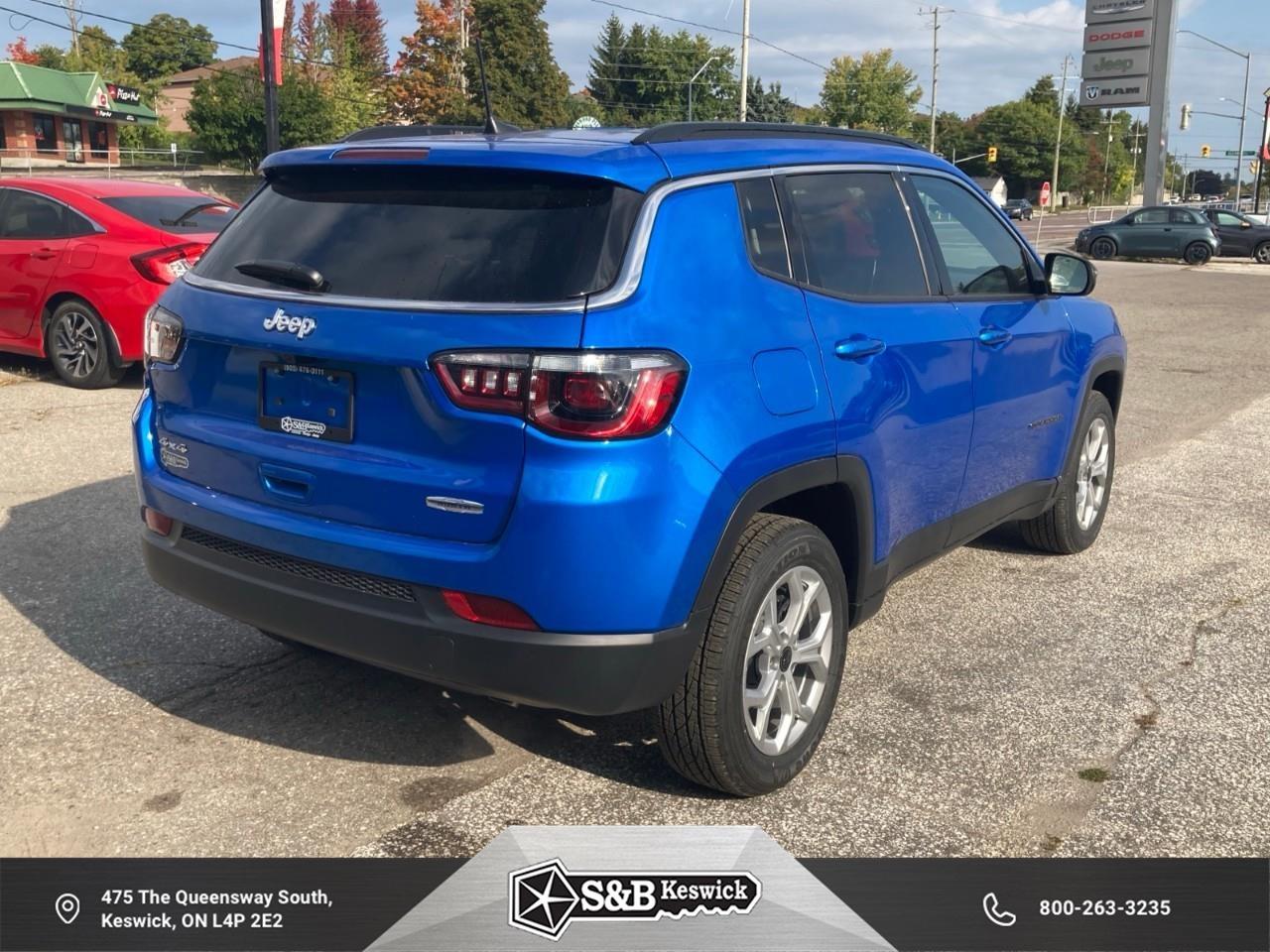 2025 Jeep Compass North 4dr 4x4 Photo4