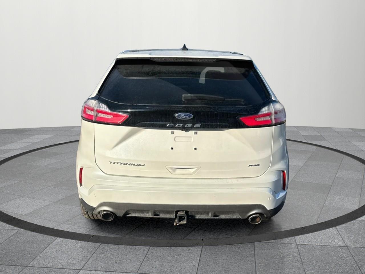 2021 Ford Edge TITANIUM 4DR ALL-WHEEL DRIVE Photo4