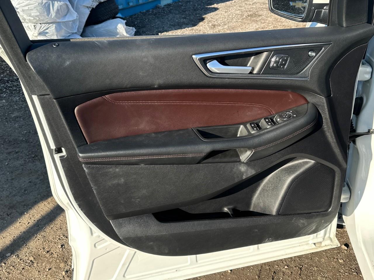 2021 Ford Edge TITANIUM 4DR ALL-WHEEL DRIVE Photo