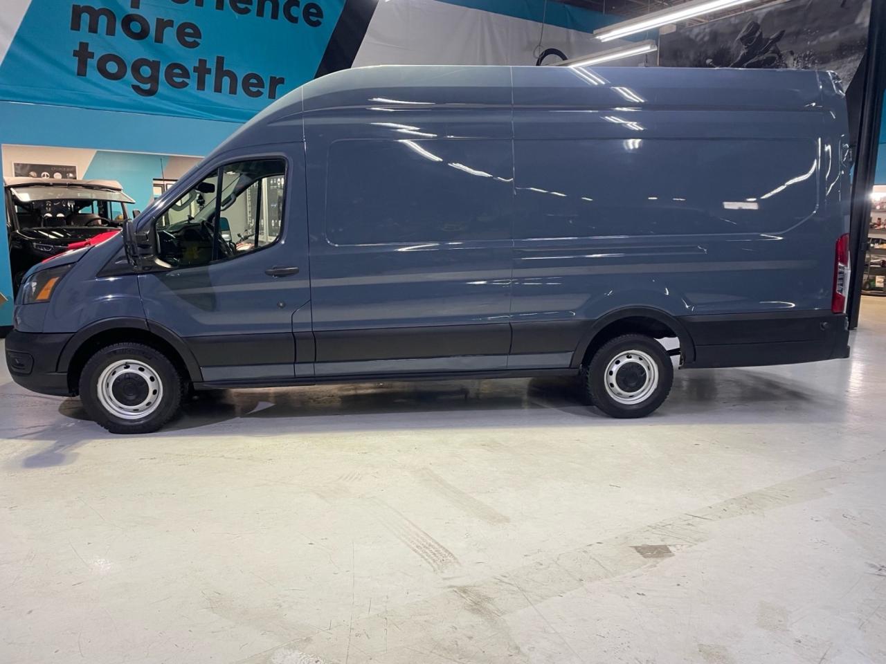 2021 Ford Transit Cargo Van T-250 148 EL   EXTRA LONG   CAMERA   HIGH ROOF   N Photo4