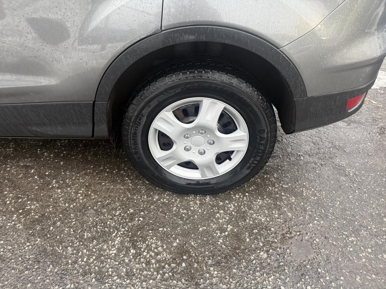 2014 Ford Escape *** 3 YEAR WARRANTY INCLUDED *** Photo