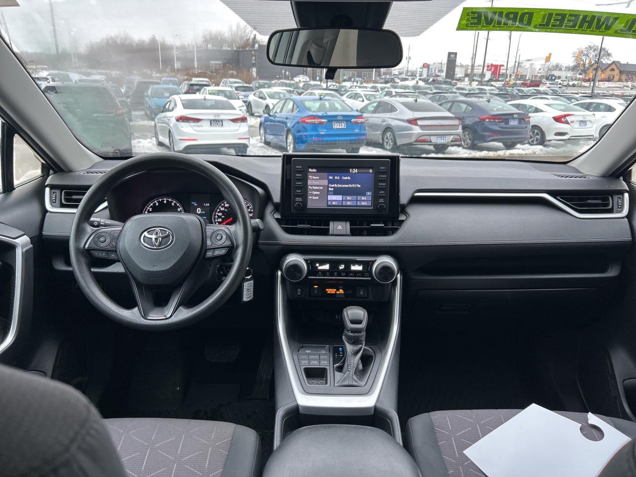 2019 Toyota RAV4 LE Photo