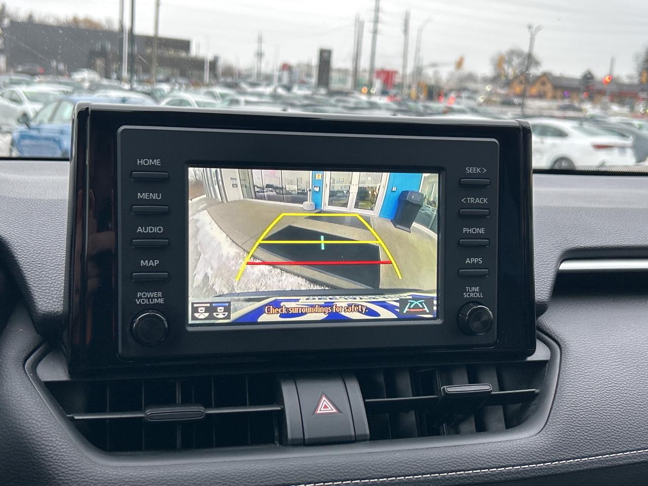 2019 Toyota RAV4 LE Photo