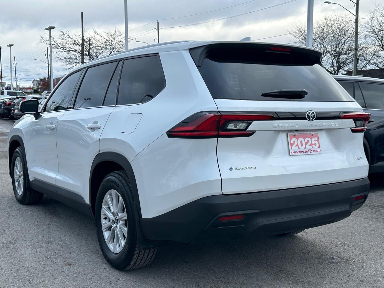 2025 Toyota Grand Highlander Hybrid XLE 4dr All-Wheel Drive Photo