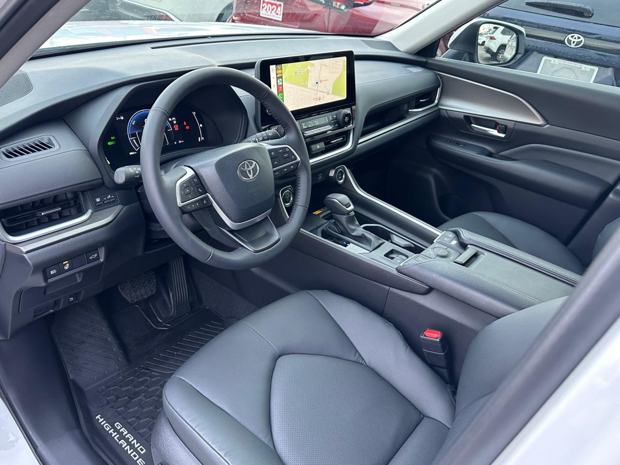 2025 Toyota Grand Highlander Hybrid XLE 4dr All-Wheel Drive Photo