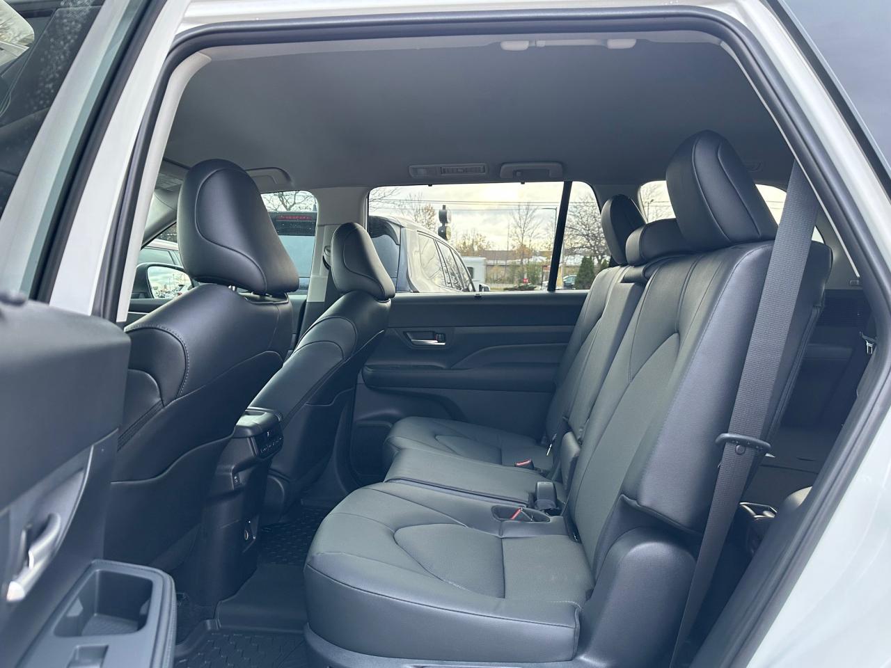 2025 Toyota Grand Highlander Hybrid XLE 4dr All-Wheel Drive Photo