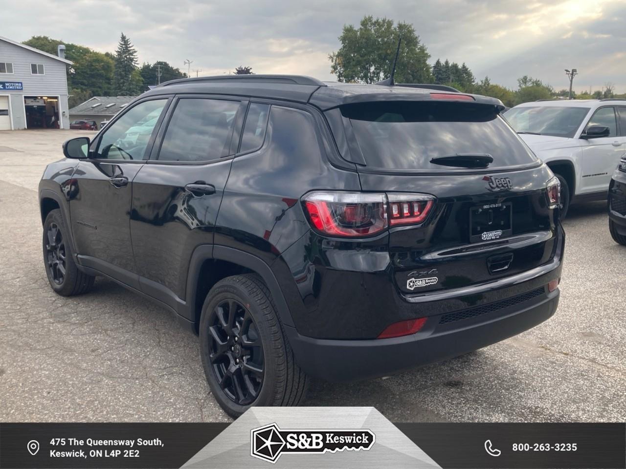 2025 Jeep Compass Altitude 4dr 4x4 Photo2