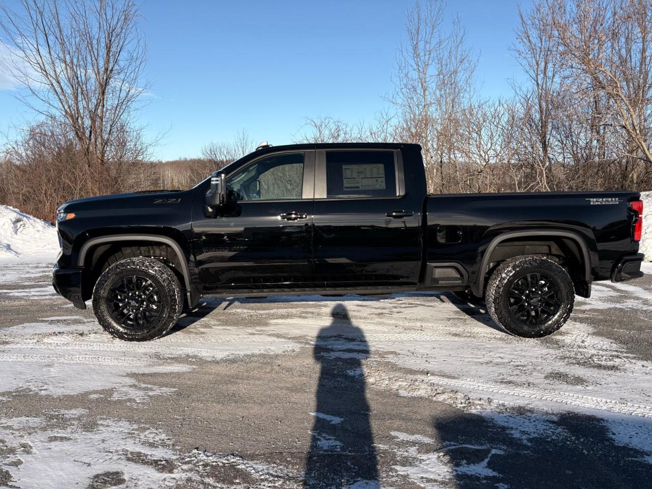 2026 Chevrolet SILVERADO 2500HD 4WD Crew Cab Standard Box LT Photo