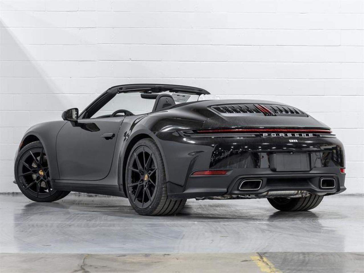 2025 Porsche 911  Photo