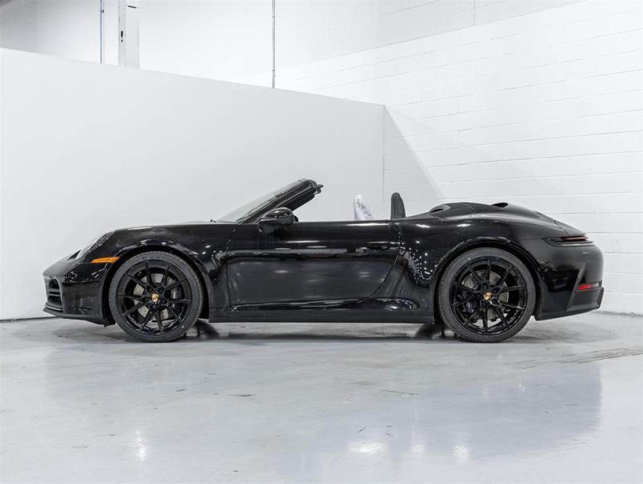 2025 Porsche 911  Photo