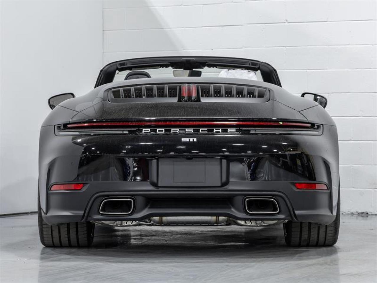 2025 Porsche 911  Photo
