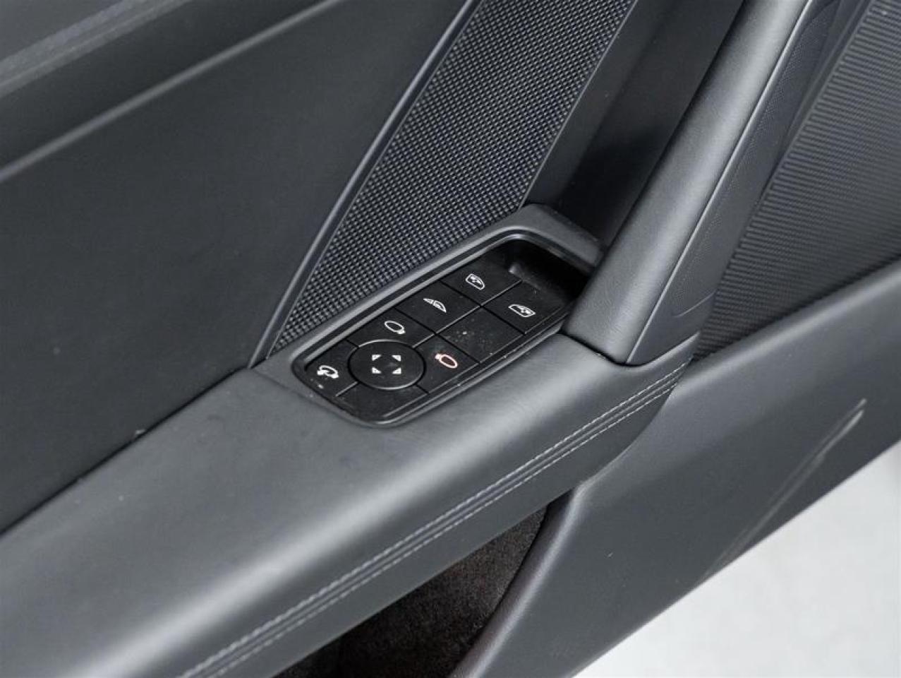 2025 Porsche 911  Photo