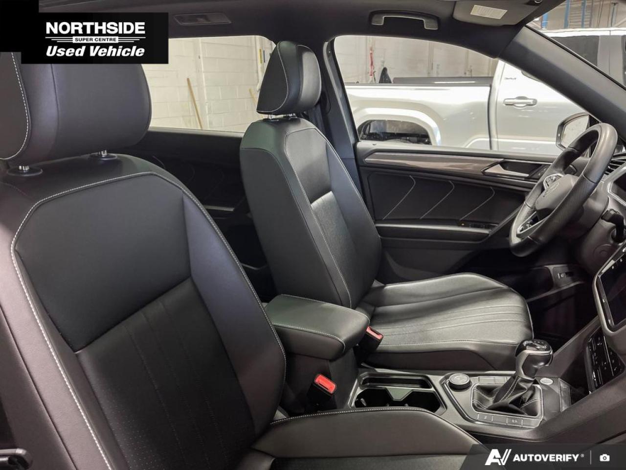 2022 Volkswagen Tiguan Comfortline R-Line Black Edition 4dr All-Wheel Drive 4MOTION Photo