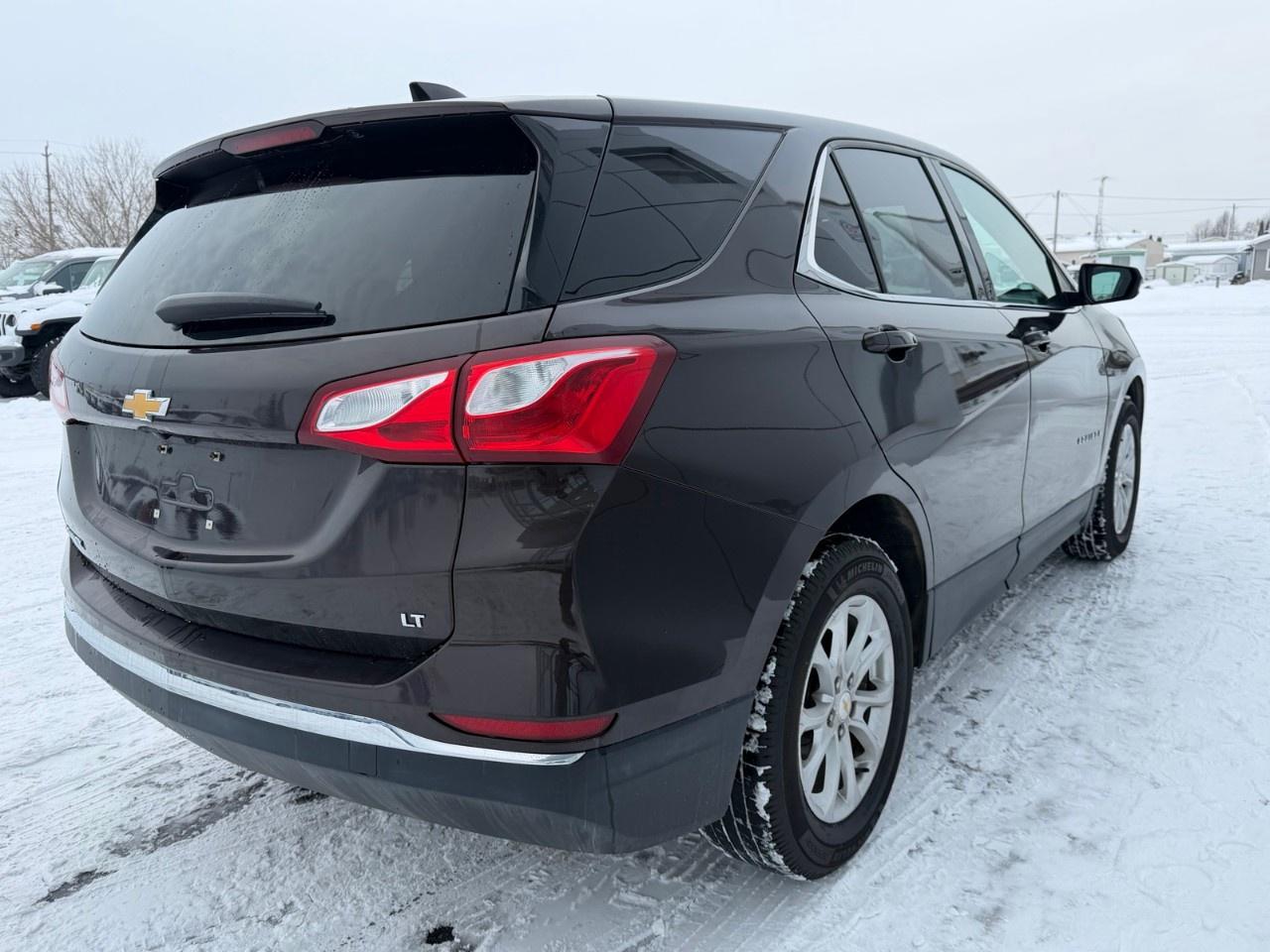 2020 Chevrolet Equinox FWD 4dr LT w/1LT Photo4