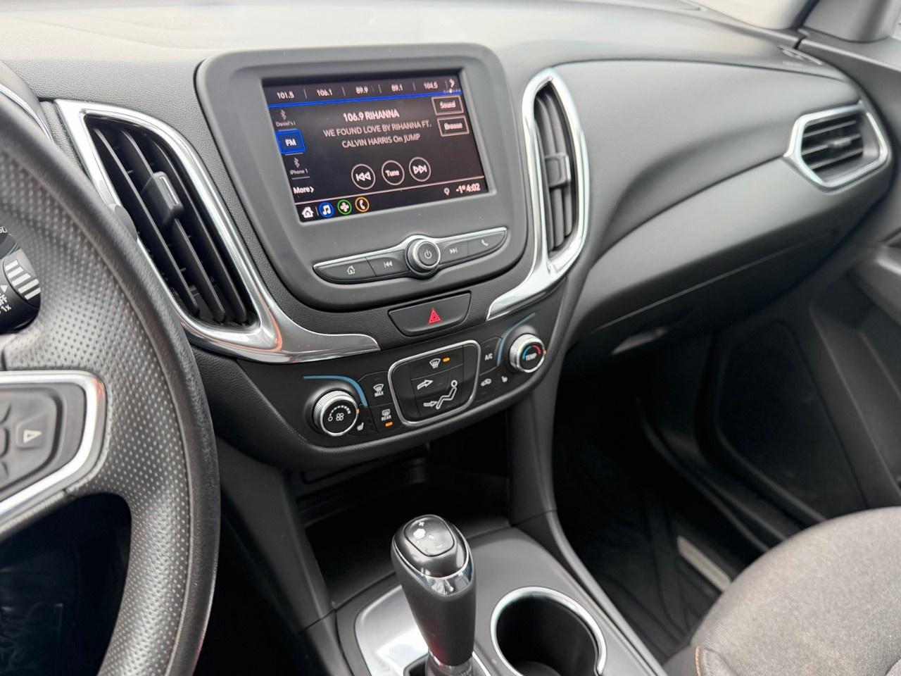 2020 Chevrolet Equinox FWD 4dr LT w/1LT Photo