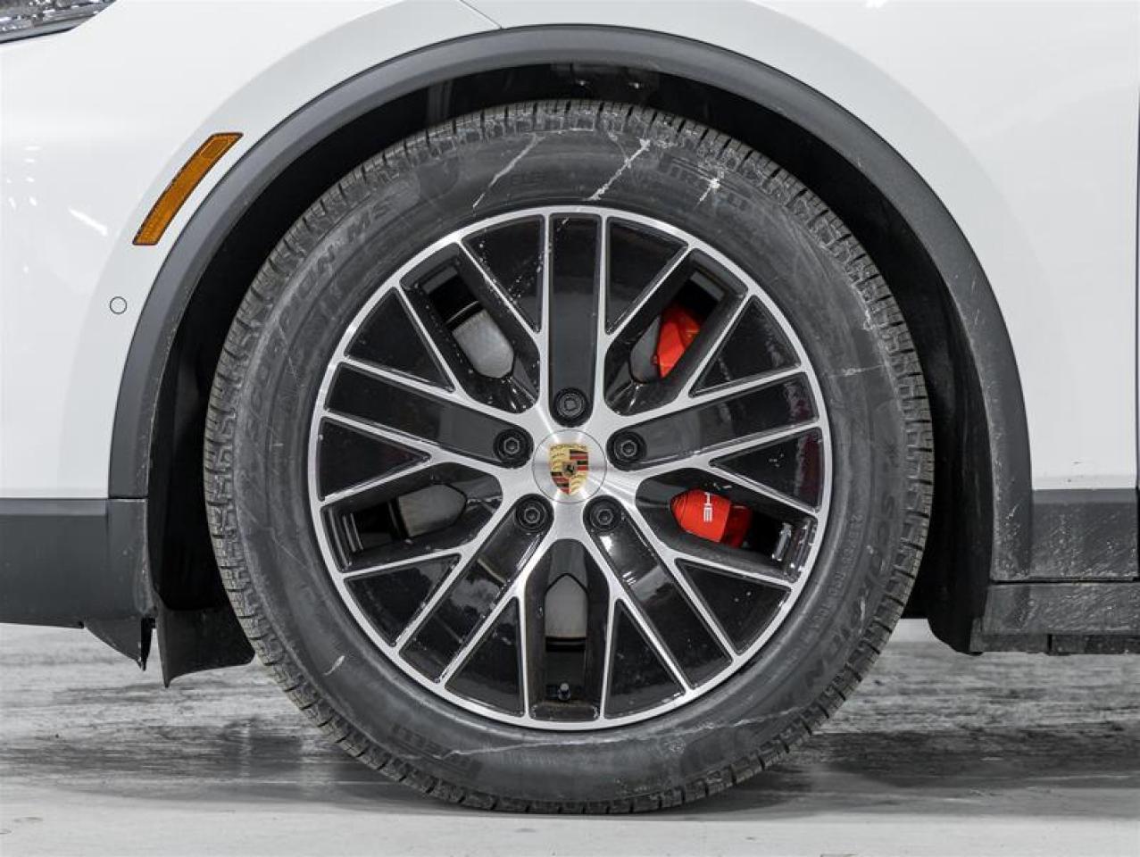 2025 Porsche Macan  Photo