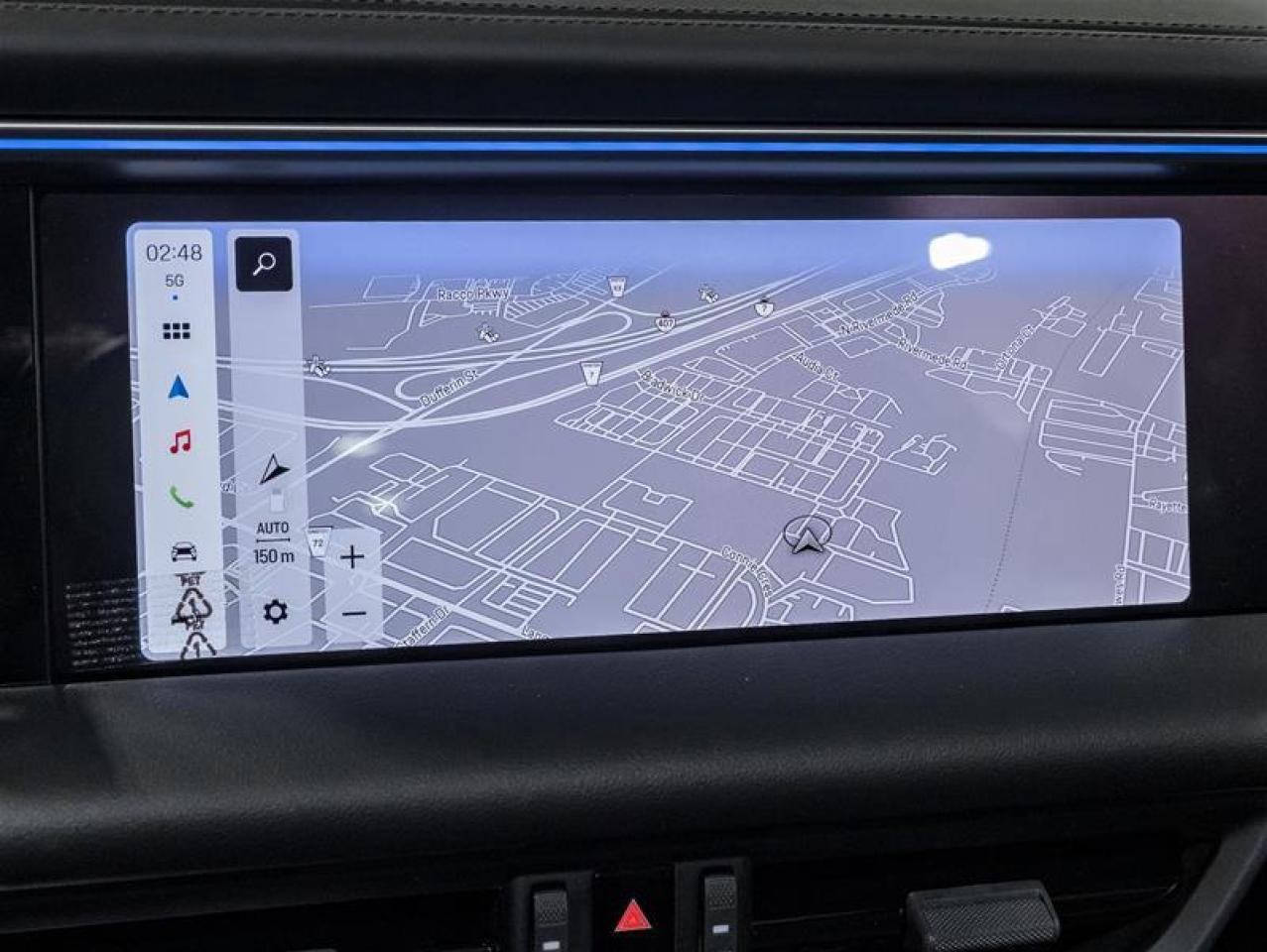 2025 Porsche Macan  Photo