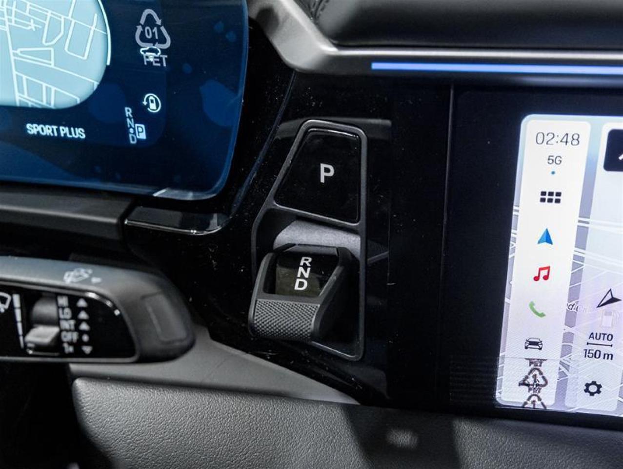 2025 Porsche Macan  Photo