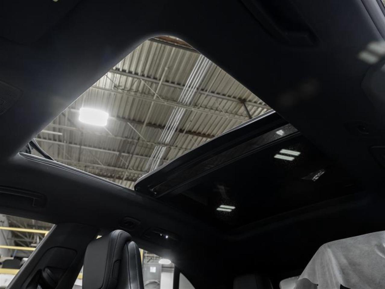 2025 Porsche Macan  Photo