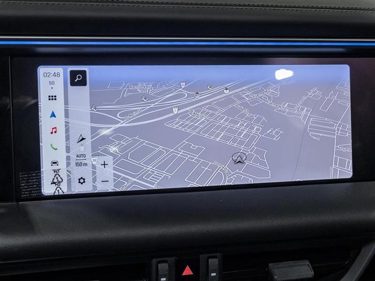 2025 Porsche Macan  Photo
