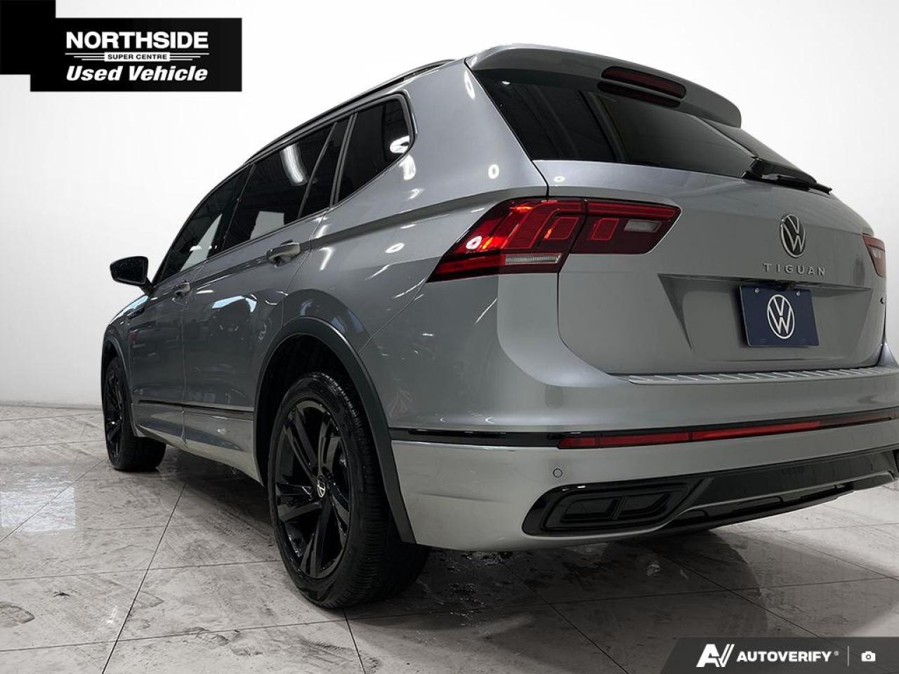 2023 Volkswagen Tiguan Comfortline R-Line Black 4dr All-Wheel Drive 4MOTION Photo4