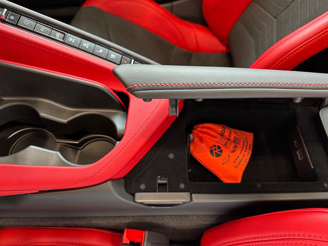 2025 Chevrolet Corvette Stingray w/2LT 2dr Convertible Photo