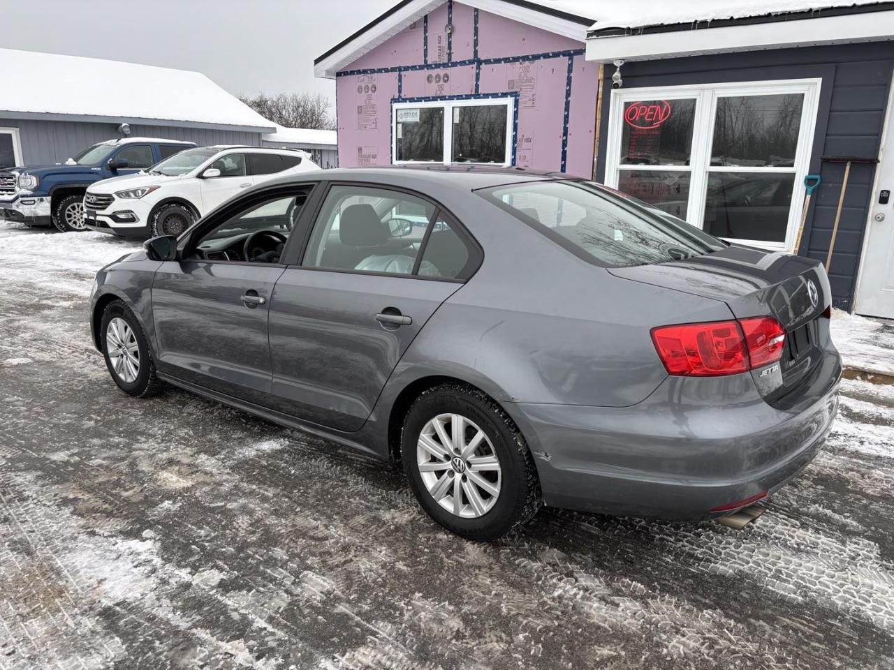 2014 Volkswagen Jetta  Photo2